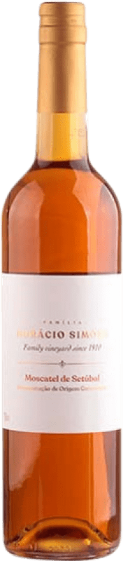 16,95 € Spedizione Gratuita | Vino dolce Horacio Simoes D.O.C. Setúbal Portogallo Moscato Giallo Bottiglia 75 cl