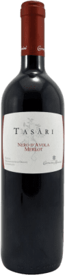 6,95 € Envío gratis | Vino Tinto Caruso e Minini Tasàri D.O.C. Sicilia Sicilia Italia Merlot, Nero d'Avola 75 cl