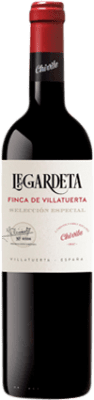 10,95 € 免费送货 | 红酒 Chivite Legardeta Finca de Villatuerta Seleccion Especial 岁 D.O. Navarra 纳瓦拉 西班牙 Tempranillo, Merlot, Syrah, Grenache 瓶子 75 cl