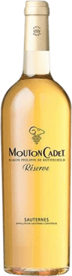 22,95 € Envio grátis | Vinho branco Philippe de Rothschild Mouton Cadet A.O.C. Sauternes Bordeaux França Sauvignon Branca, Sémillon, Muscadelle Meia Garrafa 37 cl