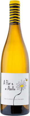 12,95 € Бесплатная доставка | Белое вино Coto de Gomariz The Flower and the Bee D.O. Ribeiro Галисия Испания Treixadura — Трейшадура Бутылка 75 cl