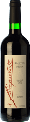 10,95 € 免费送货 | 红酒 Mas de la Barben L'Improviste 橡木 I.G.P. Vin de Pays Languedoc 朗格多克 法国 Syrah, Grenache 瓶子 75 cl