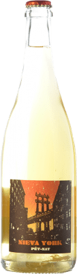 29,95 € Free Shipping | White sparkling Microbio Nieva York Dry Spain Verdejo Bottle 75 cl