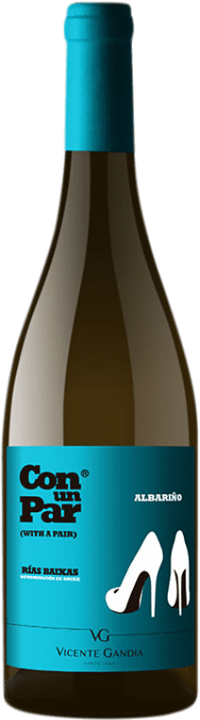 15,95 € Envio grátis | Vinho branco Vicente Gandía Con un Par D.O. Rías Baixas Galiza Espanha Albariño Garrafa 75 cl