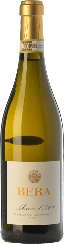 24,95 € Envio grátis | Vinho doce Bera D.O.C.G. Moscato d'Asti Piemonte Itália Mascate Branco Garrafa 75 cl