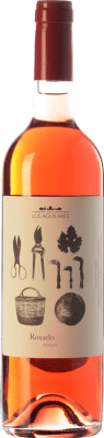 16,95 € 免费送货 | 玫瑰酒 Los Aguilares 年轻的 D.O. Sierras de Málaga 安达卢西亚 西班牙 Tempranillo, Merlot, Syrah, Petit Verdot 瓶子 75 cl