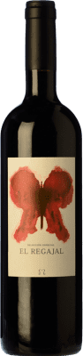 23,95 € Free Shipping | Red wine El Regajal Selección Especial Aged D.O. Vinos de Madrid Madrid's community Spain Tempranillo, Merlot, Syrah, Cabernet Sauvignon Bottle 75 cl