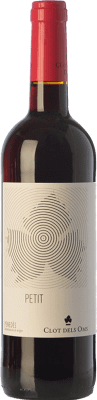 6,95 € Free Shipping | Red wine Ca N'Estella Petit Clot dels Oms Negre Joven D.O. Penedès Catalonia Spain Merlot, Cabernet Sauvignon Bottle 75 cl