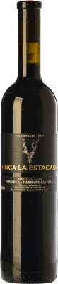 9,95 € 免费送货 | 红酒 Finca La Estacada Selección Varietales 岁 I.G.P. Vino de la Tierra de Castilla 卡斯蒂利亚 - 拉曼恰 西班牙 Tempranillo, Merlot, Syrah, Cabernet Sauvignon, Mazuelo 瓶子 75 cl