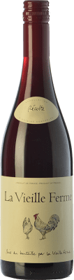 9,95 € Envío gratis | Vino tinto La Vieille Ferme Rouge Joven A.O.C. Côtes du Ventoux Rhône Francia Syrah, Garnacha, Cariñena, Cinsault Botella 75 cl