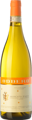 15,95 € Envio grátis | Vinho doce Oddero D.O.C.G. Moscato d'Asti Piemonte Itália Mascate Branco Garrafa 75 cl
