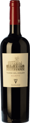 18,95 € Free Shipping | Red wine Torre del Veguer Eclèctic Aged D.O. Penedès Catalonia Spain Merlot, Cabernet Sauvignon, Petite Syrah Bottle 75 cl