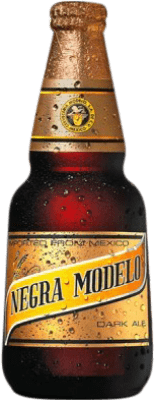 78,95 € Kostenloser Versand | 24 Einheiten Box Bier Modelo Corona Negra Drittel-Liter-Flasche 33 cl