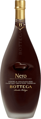 15,95 € Spedizione Gratuita | Crema di Liquore Bottega Nero Bottiglia Medium 50 cl