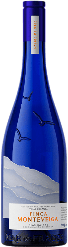 44,95 € Envío gratis | Vino blanco Mar de Frades Finca Monteveiga D.O. Rías Baixas Galicia España Botella 75 cl