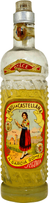 16,95 € Envío gratis | Anisado La Castellana Ejemplar Coleccionista 1970's España Botella 1 L