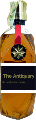 103,95 € Envio grátis | Whisky Blended The Antiquary Estuche Bajo 1970's Reino Unido 75 cl Exemplar de colecionador Não Próprio para Consumo