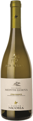 18,95 € Envío gratis | Vino blanco Nicosia Monte Gorna Bianco BIO D.O.C. Etna Sicilia Italia Carricante, Catarratto Botella 75 cl