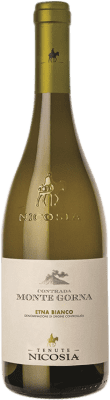 19,95 € Envío gratis | Vino blanco Nicosia Monte Gorna Bianco BIO D.O.C. Etna Sicilia Italia Carricante, Catarratto Botella 75 cl