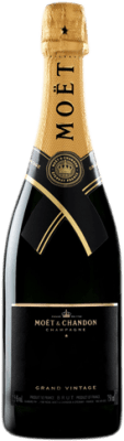 76,95 € Kostenloser Versand | Weißer Sekt Moët & Chandon Grand Vintage Brut Große Reserve A.O.C. Champagne Frankreich Pinot Schwarz, Chardonnay, Pinot Meunier Flasche 75 cl