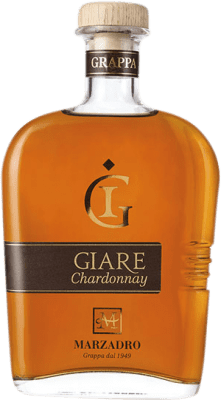 59,95 € Envio grátis | Aguardente Grappa Marzadro Giare Itália Chardonnay Garrafa 70 cl