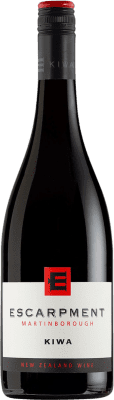 57,95 € Free Shipping | Red wine Escarpment Kiwa New Zealand Pinot Black Bottle 75 cl