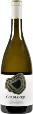9,95 € Envío gratis | Vino blanco Vinícola de Castilla Guadianeja Encascado Joven D.O. La Mancha Castilla la Mancha España Airén Botella 75 cl