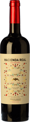 9,95 € Free Shipping | Red wine Baco Hacienda Real I.G.P. Vino de la Tierra de Castilla Castilla la Mancha Spain Cencibel Bottle 75 cl