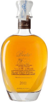 162,95 € Envio grátis | Grappa Berta Invecchiata Gaian D.O.C. Piedmont Piemonte Itália Mascate Garrafa 70 cl