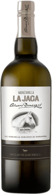 14,95 € Бесплатная доставка | Крепленое вино Domecq La Jaca D.O. Manzanilla-Sanlúcar de Barrameda Санлукар-де-Баррамеда Испания Palomino Fino бутылка 75 cl