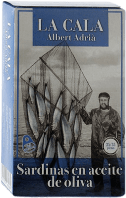 6,95 € Spedizione Gratuita | Conservas de Pescado La Cala Sardinillas en Aceite de Oliva Spagna 25/35 Pezzi