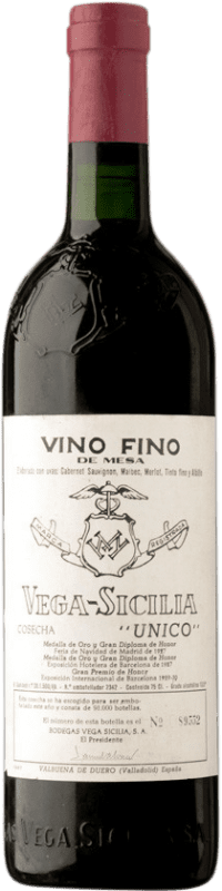 739,95 € Free Shipping | Red wine Vega Sicilia Único Grand Reserve 1967 D.O. Ribera del Duero Castilla y León Spain Tempranillo, Merlot, Cabernet Sauvignon Bottle 75 cl