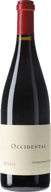 187,95 € Free Shipping | Red wine Occidental-Kistler Station Vineyard A.V.A. Sonoma Valley California United States Pinot Black Bottle 75 cl