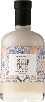 25,95 € Envío gratis | Crema de Licor Pago de Tharsys Seduce Crema de Orujo Botella Medium 50 cl
