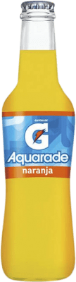 62,95 € Envio grátis | Caixa de 24 unidades Refrigerantes Gatorade Aquarade Espanha Garrafinha 25 cl Naranja — Laranja