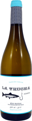 17,95 € 免费送货 | 白酒 Notas Frutales de Albariño La Trucha D.O. Rías Baixas 加利西亚 西班牙 Albariño 瓶子 75 cl