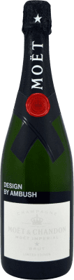 86,95 € Kostenloser Versand | Weißer Sekt Moët & Chandon Moët by Ambush Edición Limitada A.O.C. Champagne Champagner Frankreich Spätburgunder, Chardonnay, Pinot Meunier Flasche 75 cl