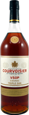 68,95 € Envio grátis | Cognac Conhaque Courvoisier V.S.O.P. Triple Oak A.O.C. Cognac França Garrafa 1 L