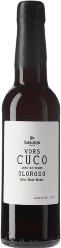 71,95 € Бесплатная доставка | Крепленое вино Barbadillo Oloroso Cuco сухой D.O. Jerez-Xérès-Sherry Андалусия Испания Palomino Fino 30 Лет Половина бутылки 37 cl