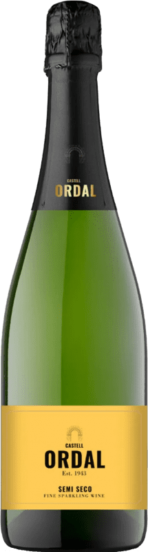6,95 € Spedizione Gratuita | Spumante bianco UCSA Castell d'Ordal Semisecco Semidolce D.O. Cava Spagna Macabeo, Xarel·lo, Parellada Bottiglia 75 cl