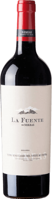 13,95 € Envío gratis | Vino Tinto Nekeas La Fuente Crianza D.O. Navarra Navarra España Tempranillo, Merlot, Cabernet Sauvignon Botella Medium 50 cl